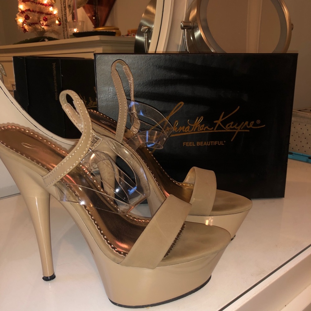 Jonathan Kayne Heels